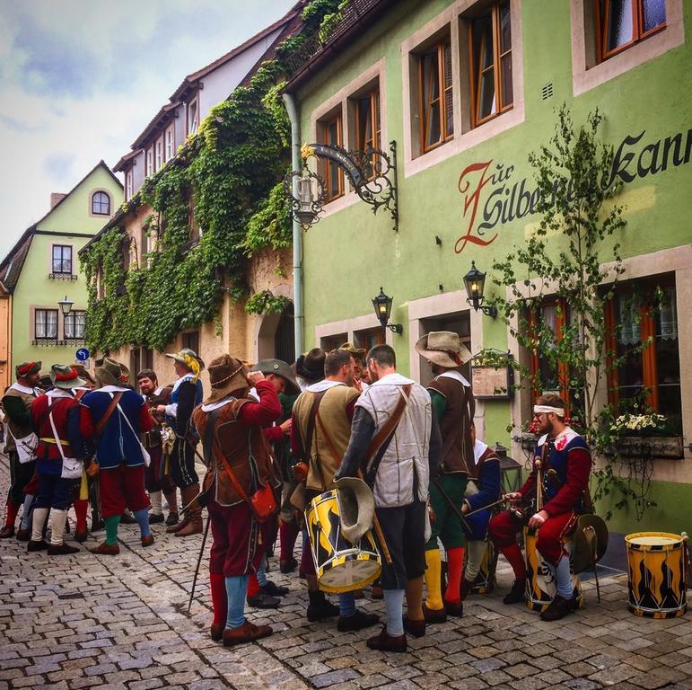 Ferienwohnungen Monteurzimmer Zur Silbernen Kanne Rothenburg ob der Tauber Ngoại thất bức ảnh